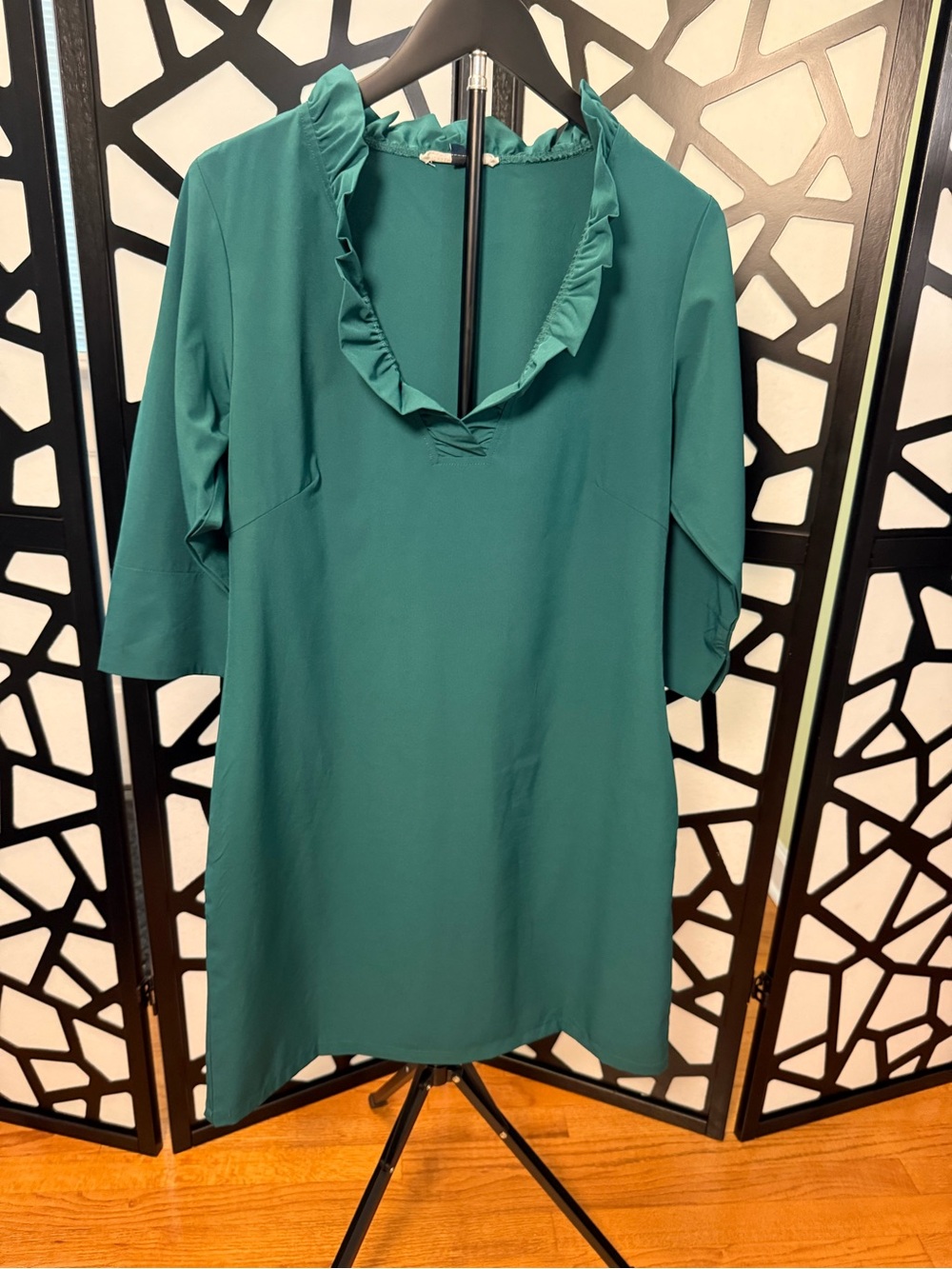 Elegant Teal Ruffled V-Neck Women’s Dress